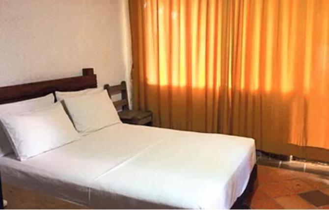 Hotel Hacienda Gualanday Apiay ภายนอก รูปภาพ