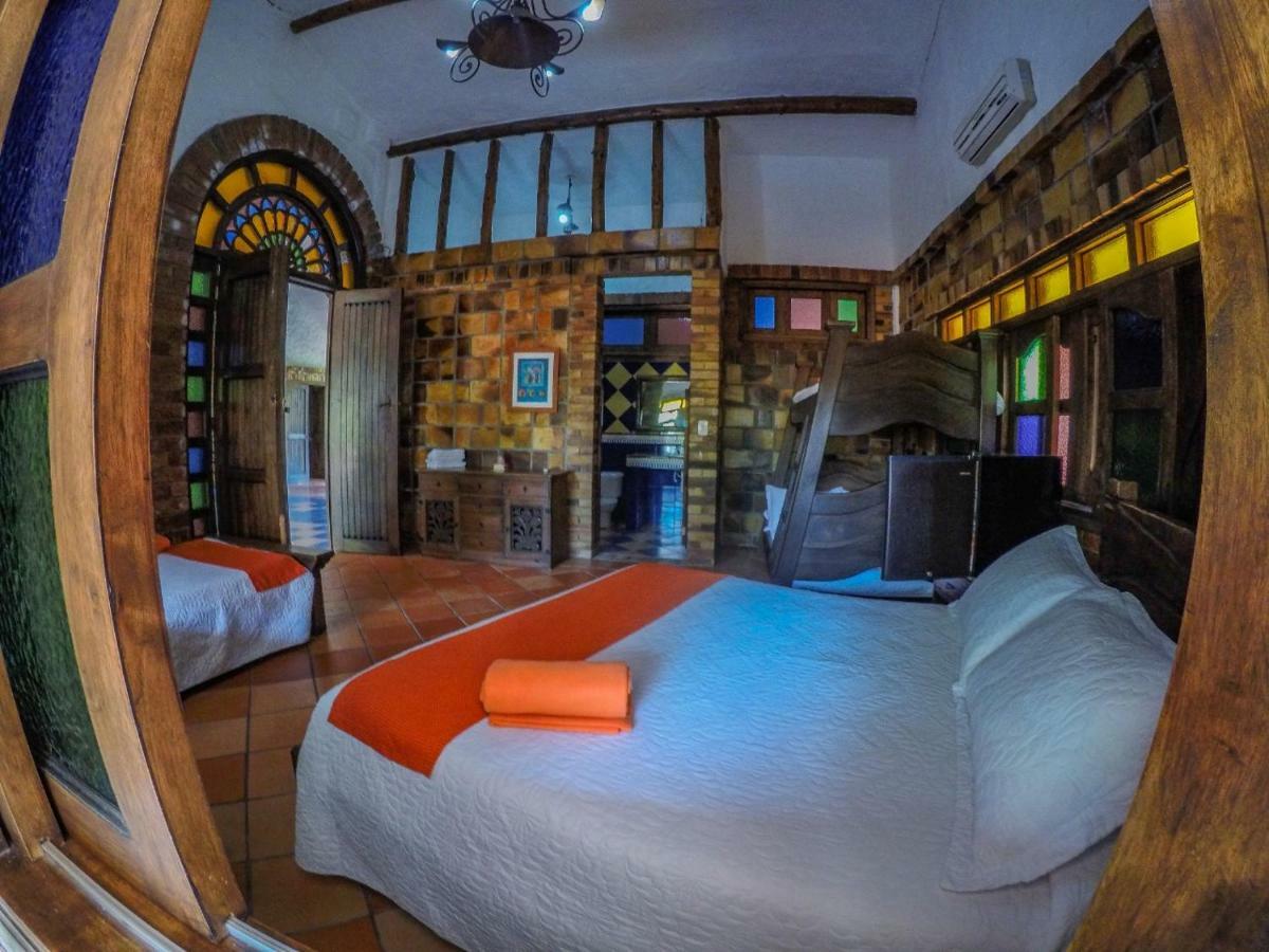 Hotel Hacienda Gualanday Apiay ภายนอก รูปภาพ